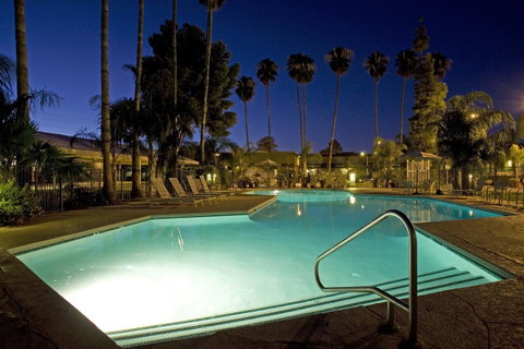 Ramada By Wyndham Tucson - LBG 29