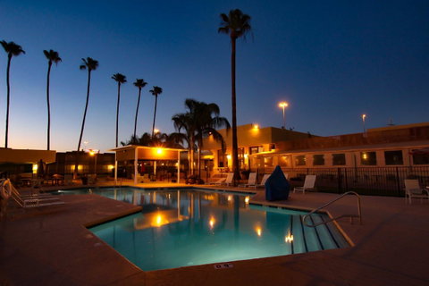 Ramada By Wyndham Tucson - LBG 12