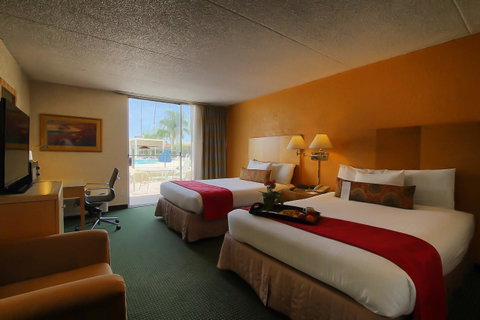 Ramada By Wyndham Tucson - LBG 9