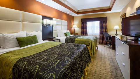 Best Western Plus JFK Inn & Suites - LBG 4