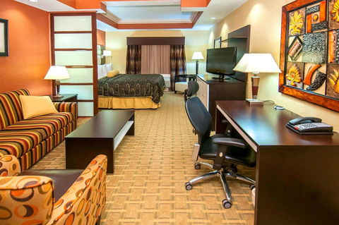 Best Western Plus JFK Inn & Suites - LBG 12