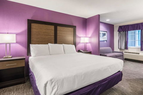 Econo Lodge Inn & Suites North Little Rock - LBG 0