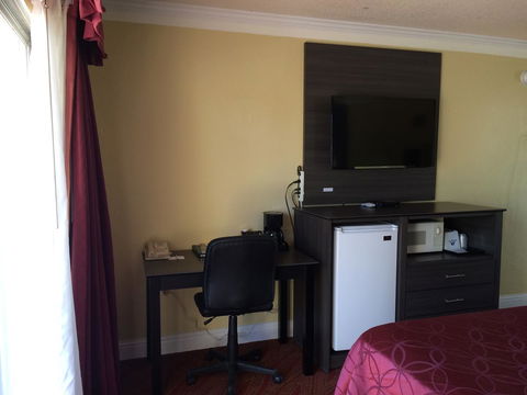 Americas Best Value Presidents Inn Monterey - LBG 19