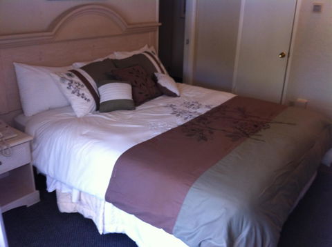 Americas Best Value Presidents Inn Monterey - LBG 42