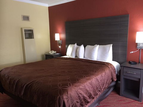 Americas Best Value Presidents Inn Monterey - LBG 30