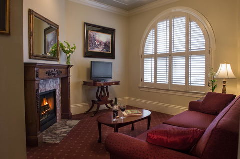 The Monterey Hotel - LBG 29