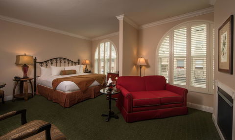 The Monterey Hotel - LBG 43