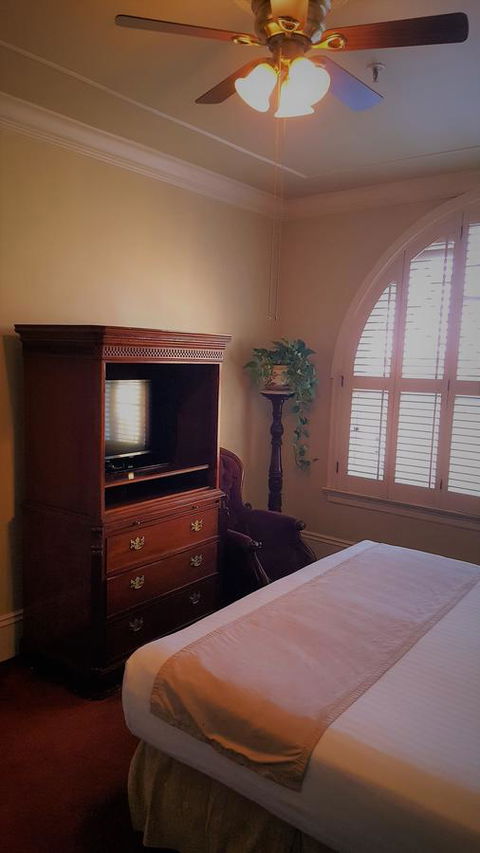 The Monterey Hotel - LBG 19