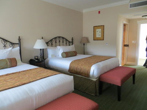 The Monterey Hotel - LBG 41