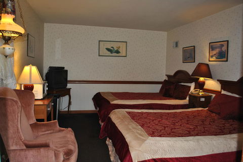 Summerland Inn - LBG 30