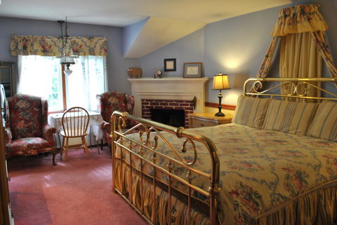 Summerland Inn - LBG 8