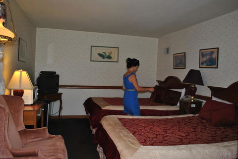 Summerland Inn - LBG 27