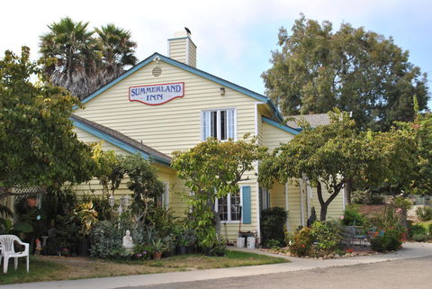 Summerland Inn - LBG 0