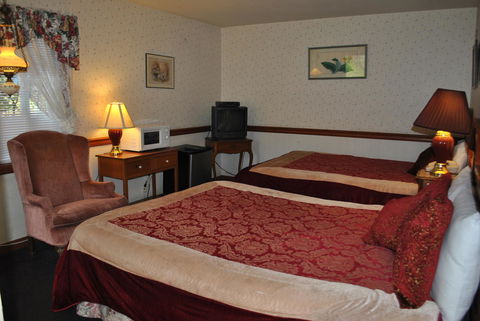 Summerland Inn - LBG 31