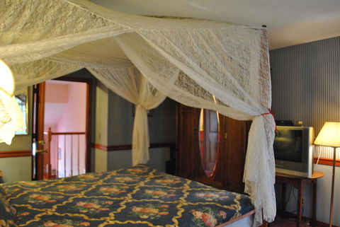 Summerland Inn - LBG 21