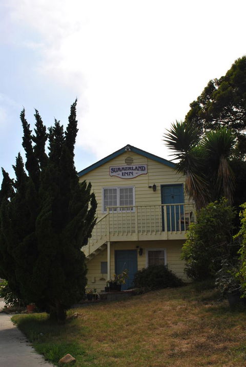 Summerland Inn - LBG 39