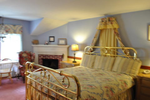 Summerland Inn - LBG 6