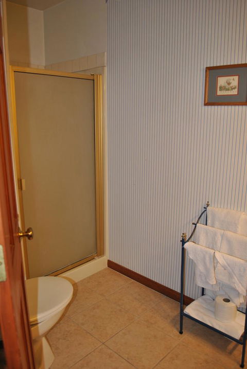 Summerland Inn - LBG 43