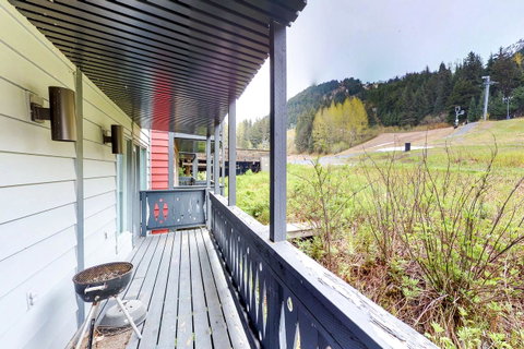 East Condo# 210 - LBG 1