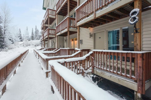 Alyeska West #708 - LBG 14