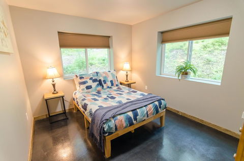 Glacier Suites - LBG 35