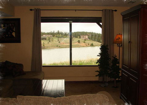 The Lake House - LBG 18