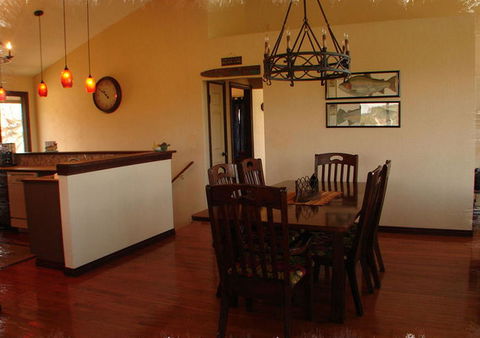 The Lake House - LBG 7