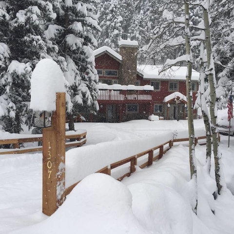 Elk Run Bed And Breakfast - LBG 12