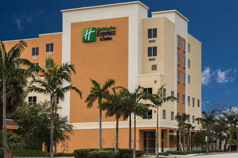 Holiday Inn Express Fort Lauderdale Airport South - LBG 0