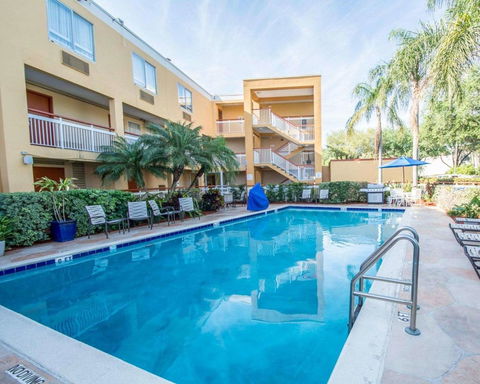 Quality Inn Miami Airport - LBG 2