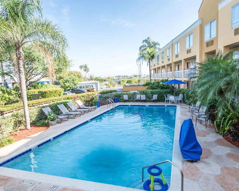 Quality Inn Miami Airport - LBG 4